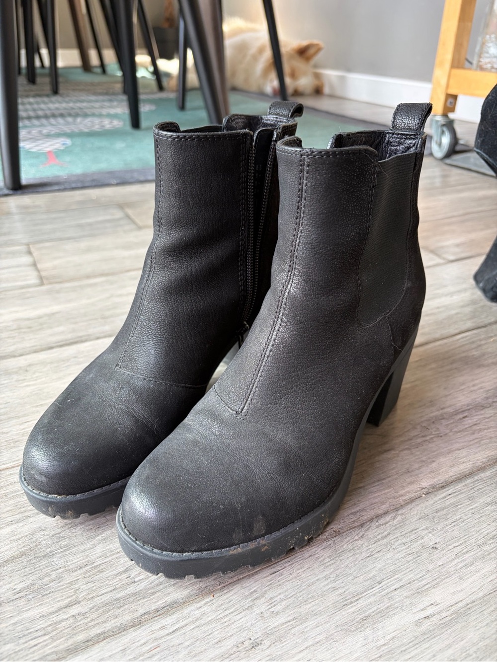 Vagabond black stacked heel boot 37